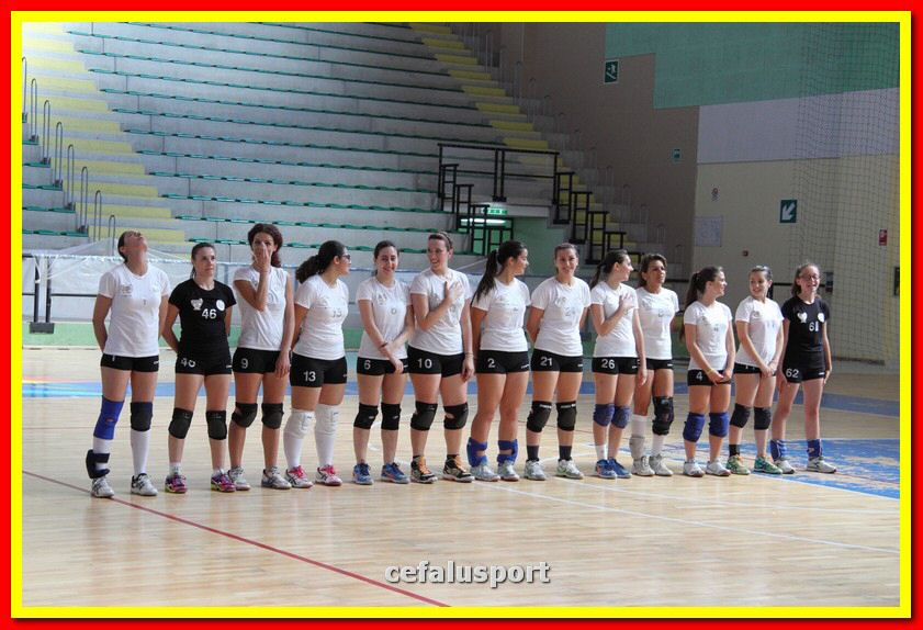 150614 volley 316_tn.jpg